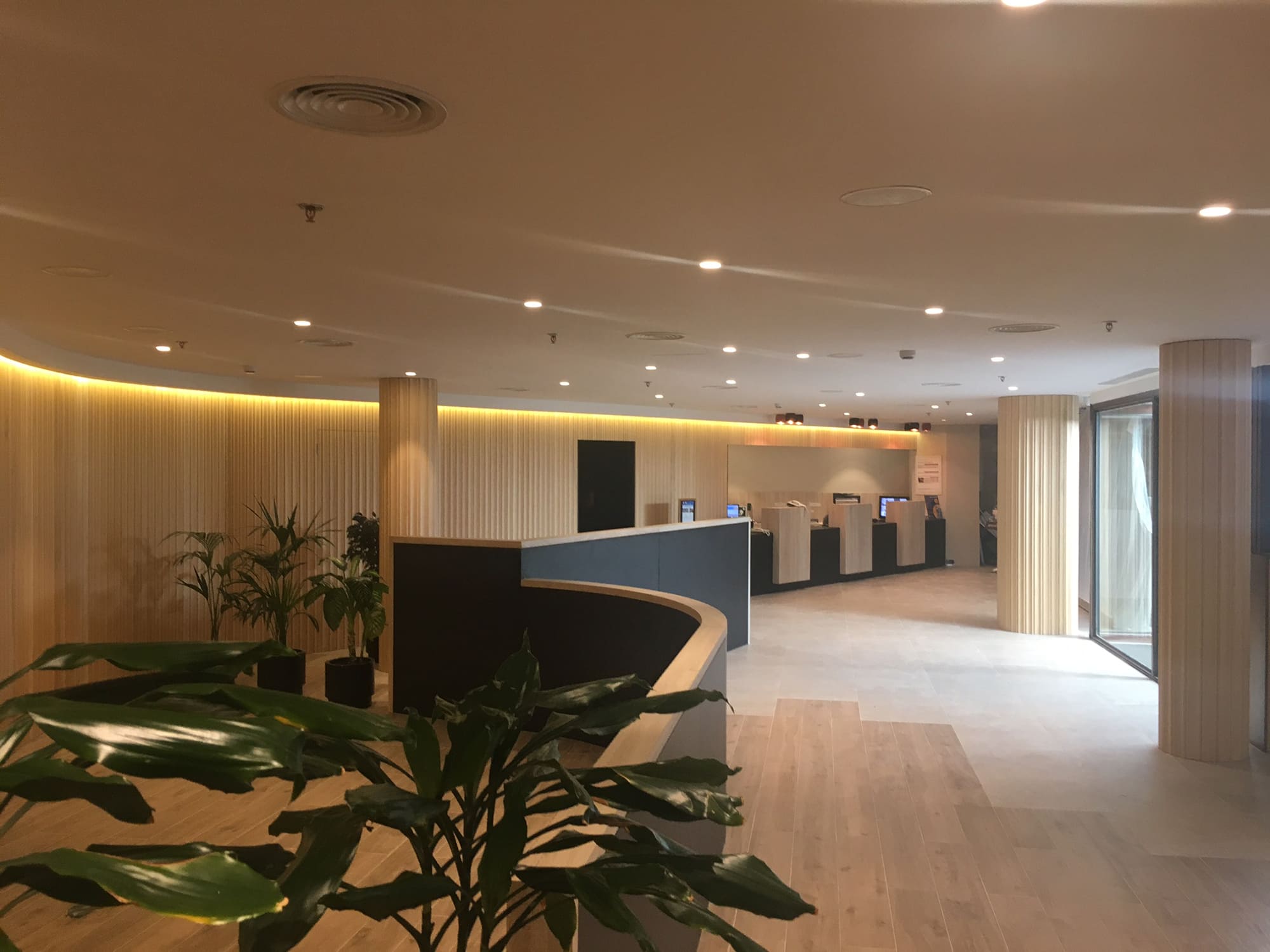 contratas gimeno reforma recepción hotel ramblas barcelona