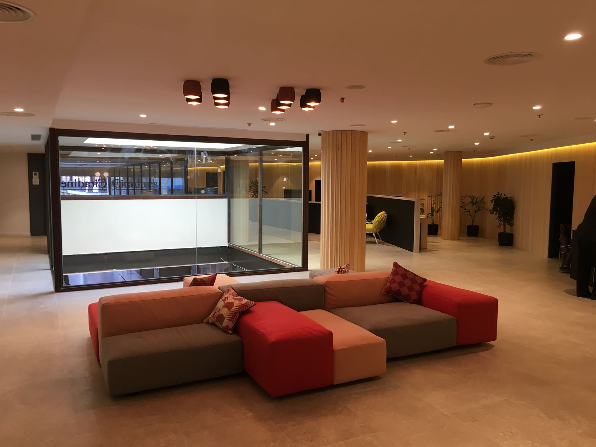 contratas gimeno reforma recepción hotel ramblas barcelona