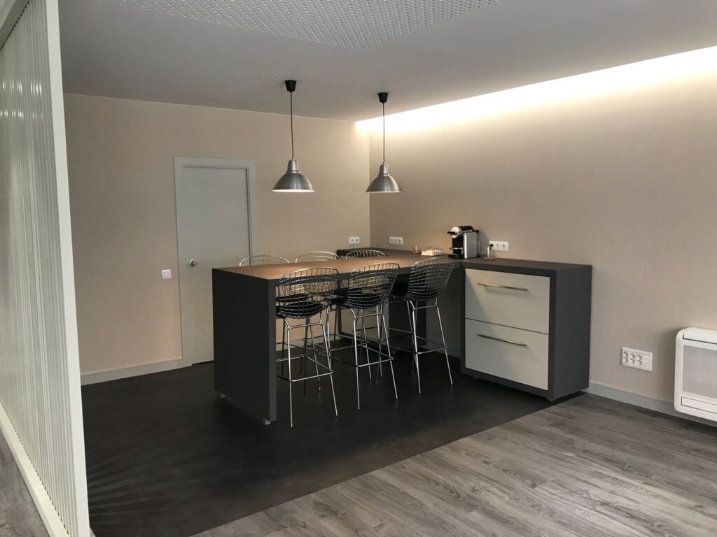 contratas gimeno reforma oficinas sagrada familia