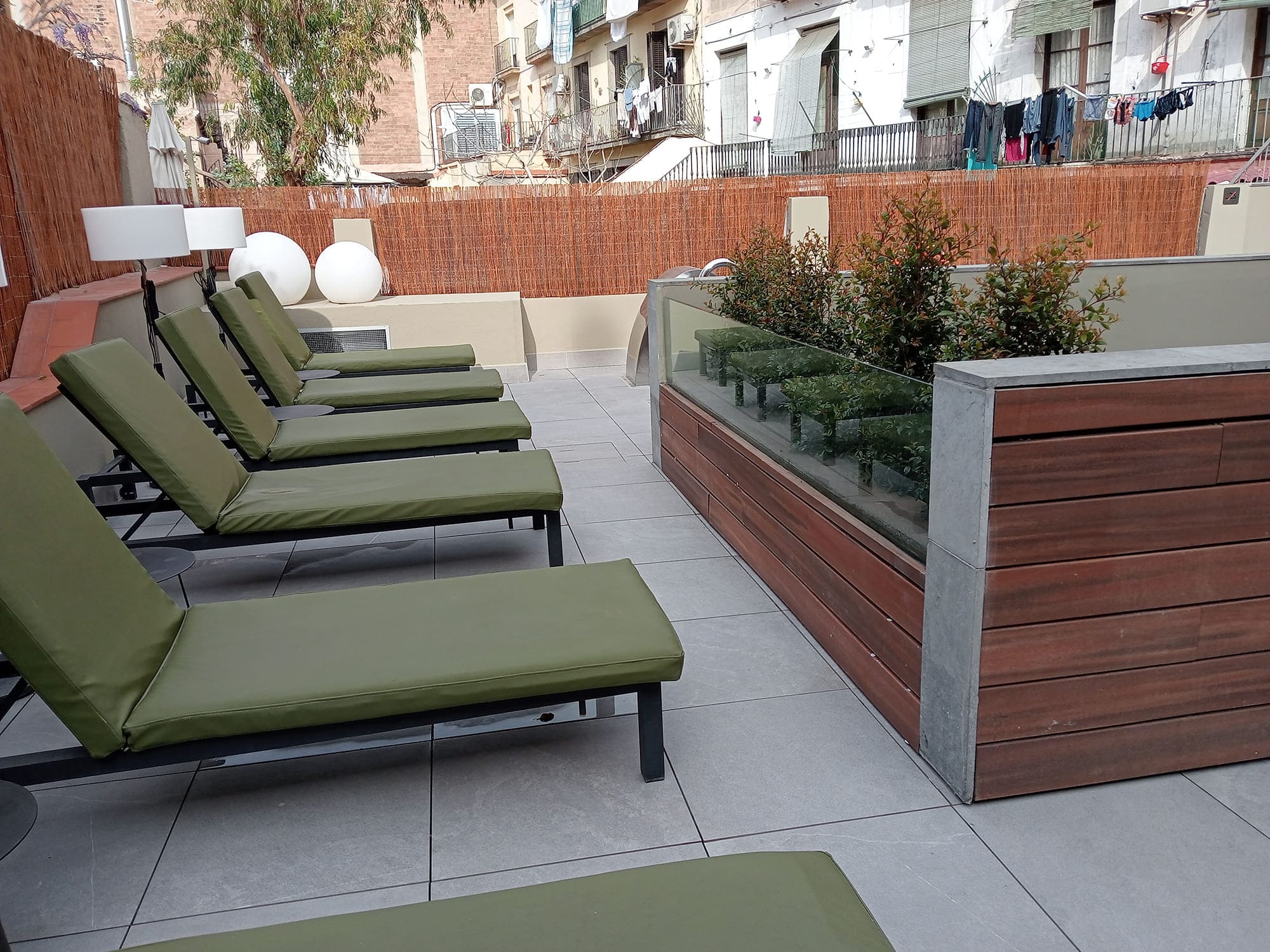 contratas gimeno reforma terraza piscina hotel port barcelona