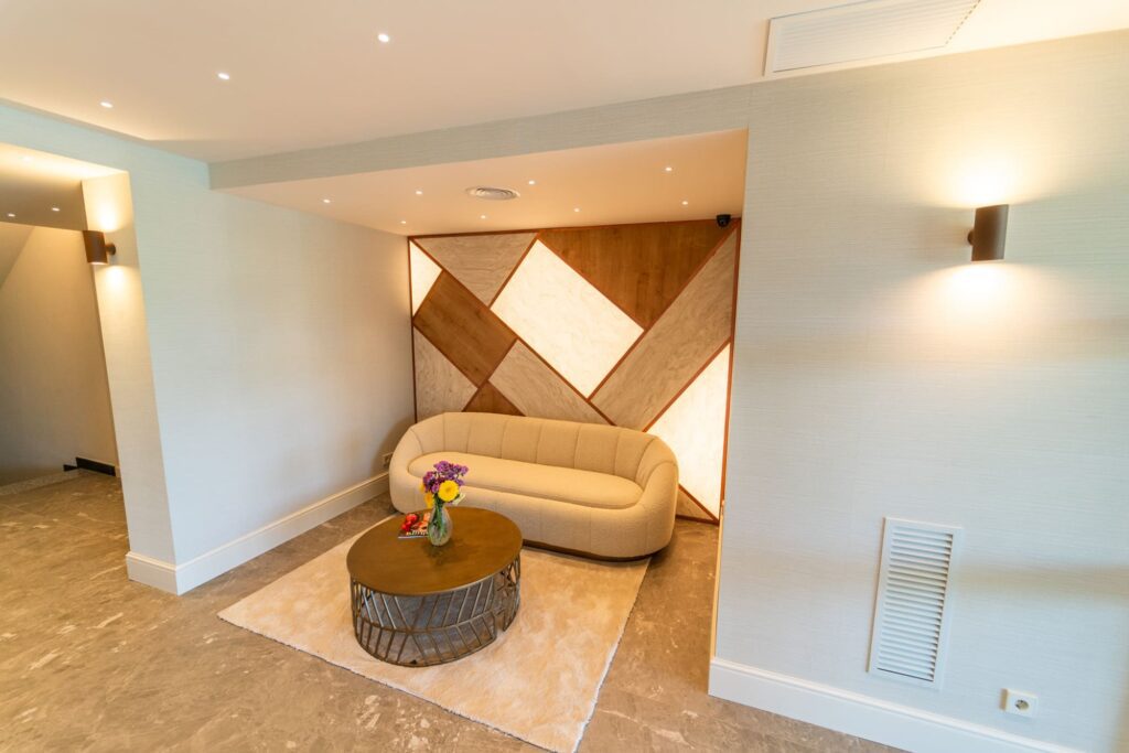 contratas gimeno reforma recepción hotel ramblas barcelona