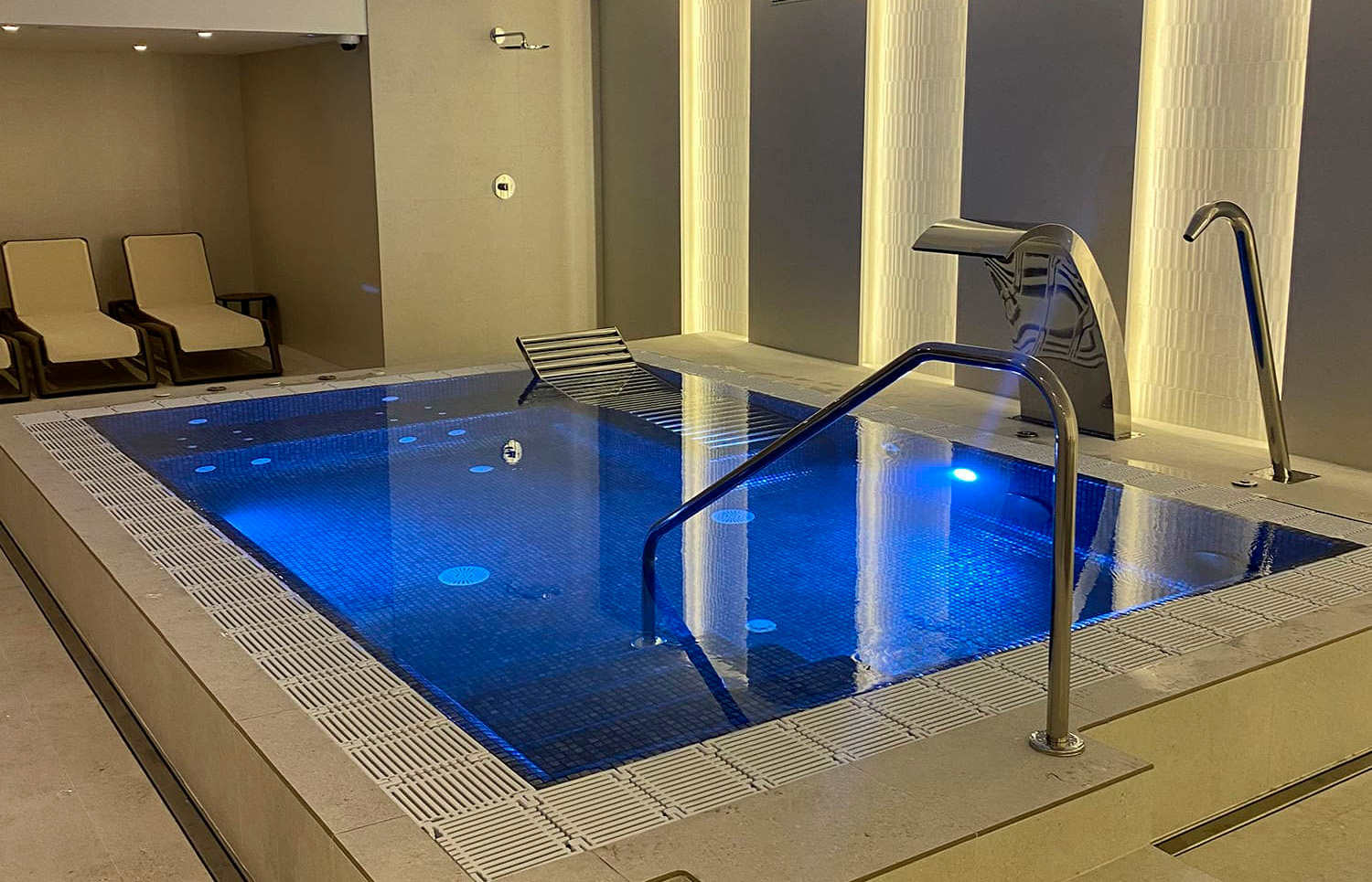 contratas gimeno reforma spa hotel maquinista barcelona