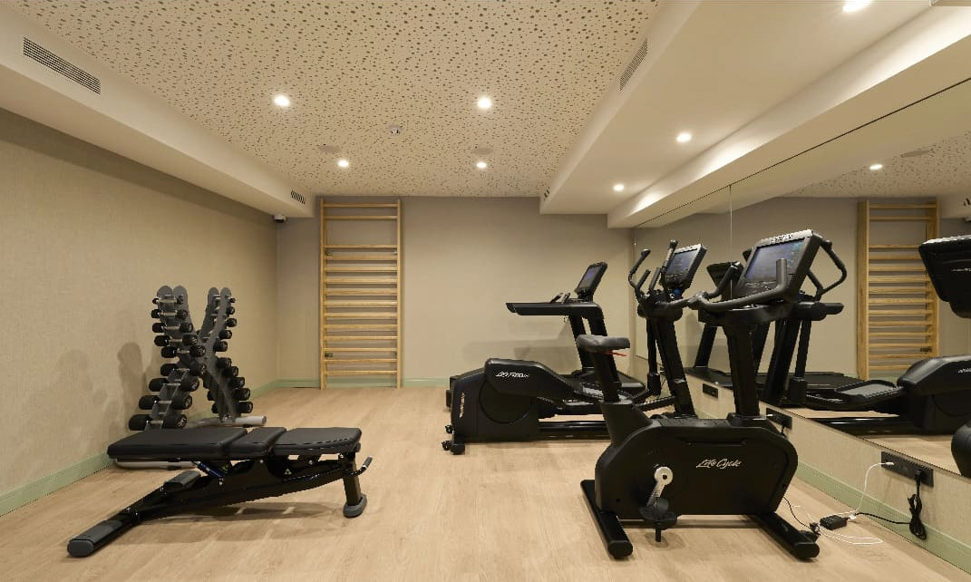 contratas gimeno reforma gym hotel la maquinista barcelona
